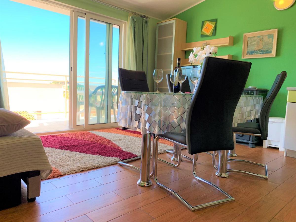 Roko Apartment House Primošten Esterno foto