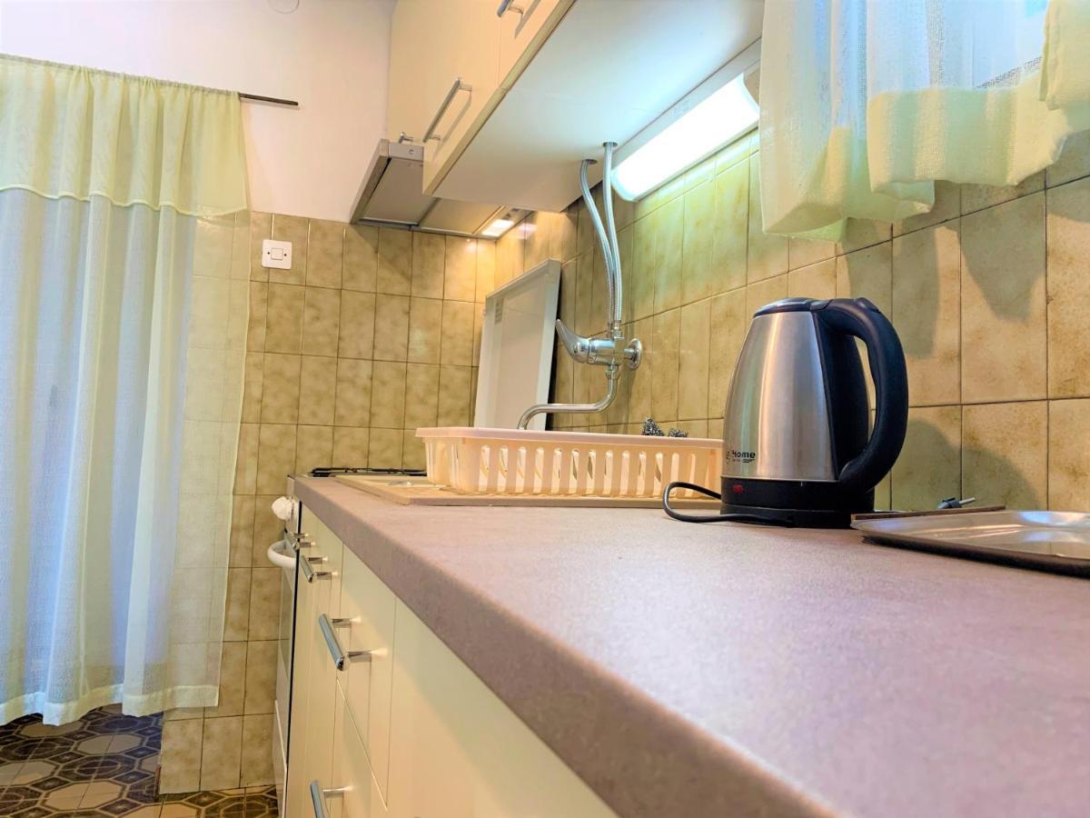 Roko Apartment House Primošten Esterno foto