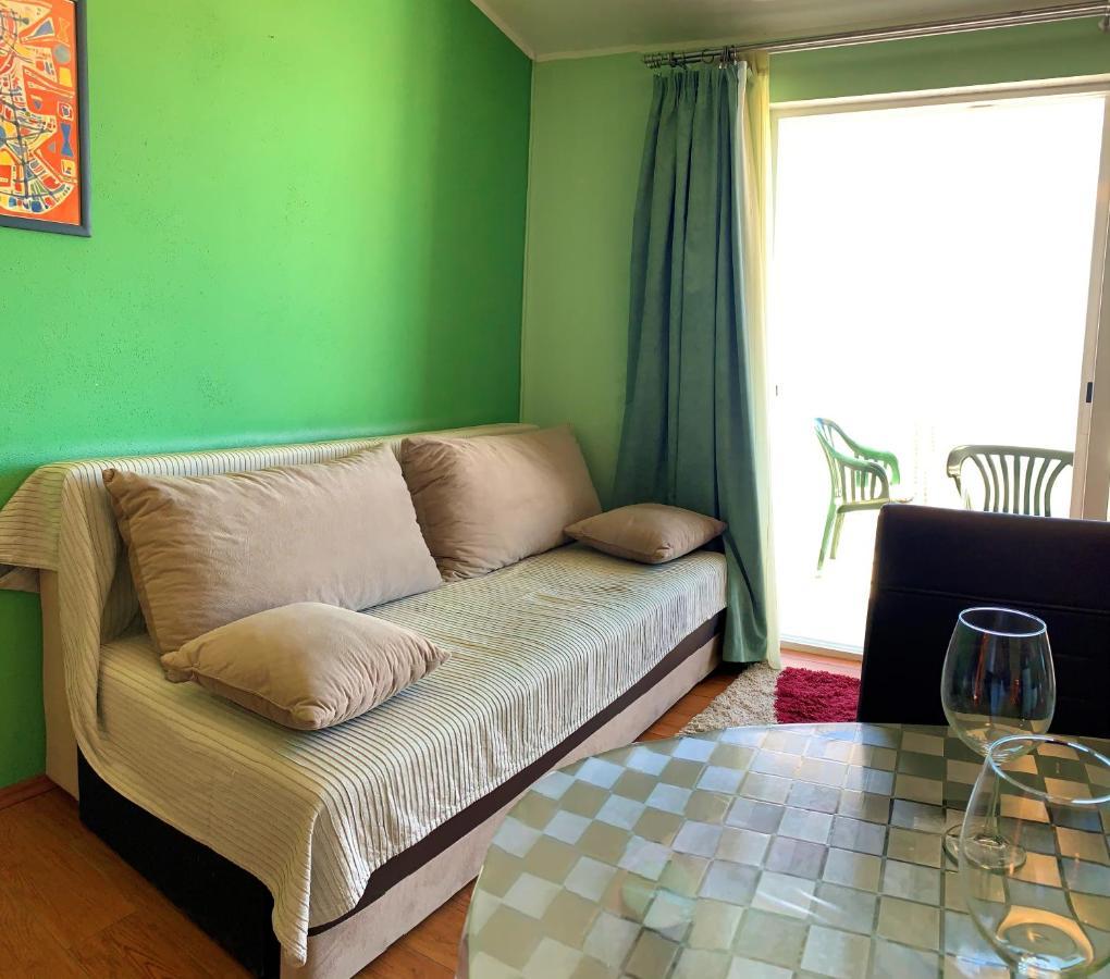 Roko Apartment House Primošten Esterno foto