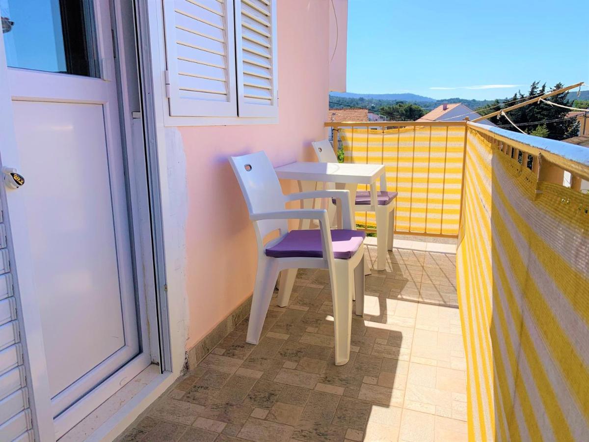 Roko Apartment House Primošten Esterno foto