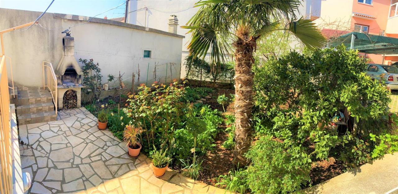 Roko Apartment House Primošten Esterno foto