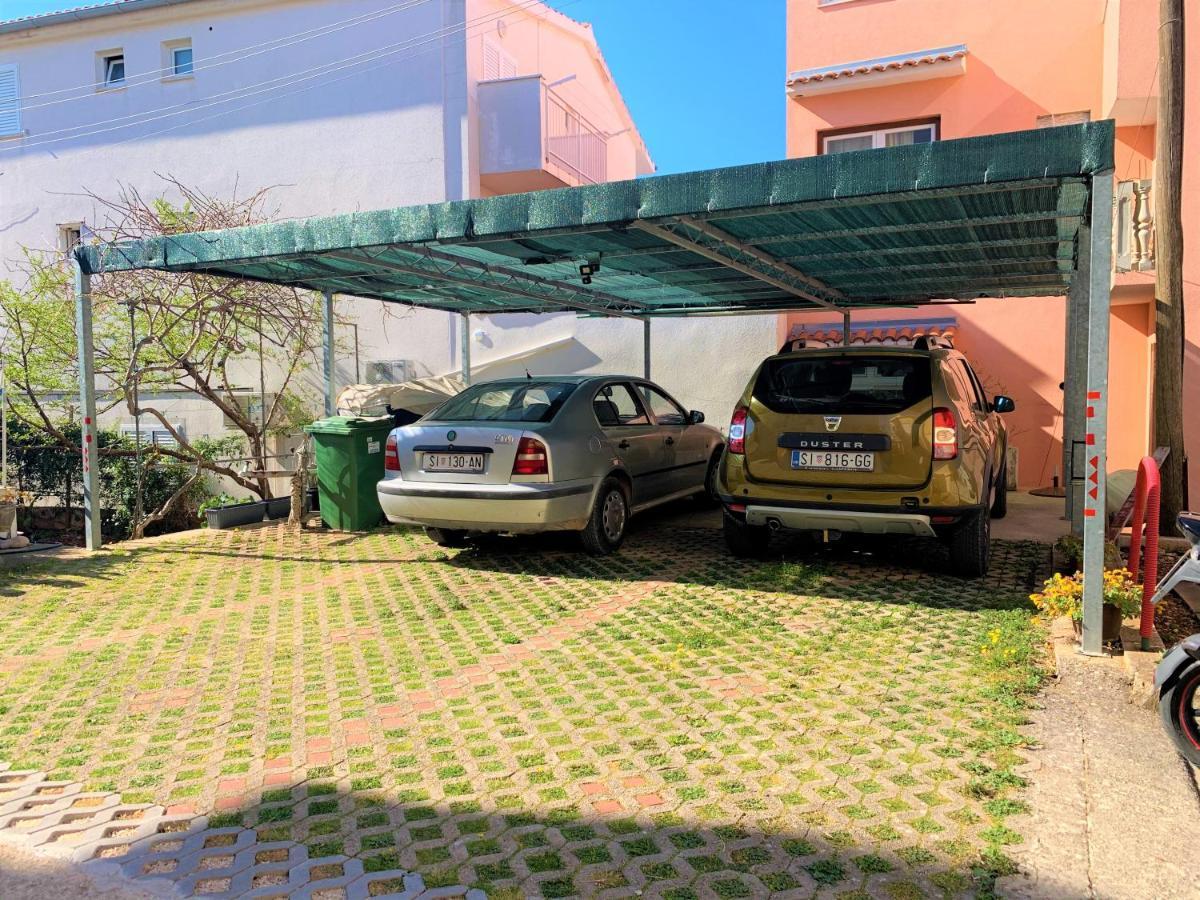 Roko Apartment House Primošten Esterno foto