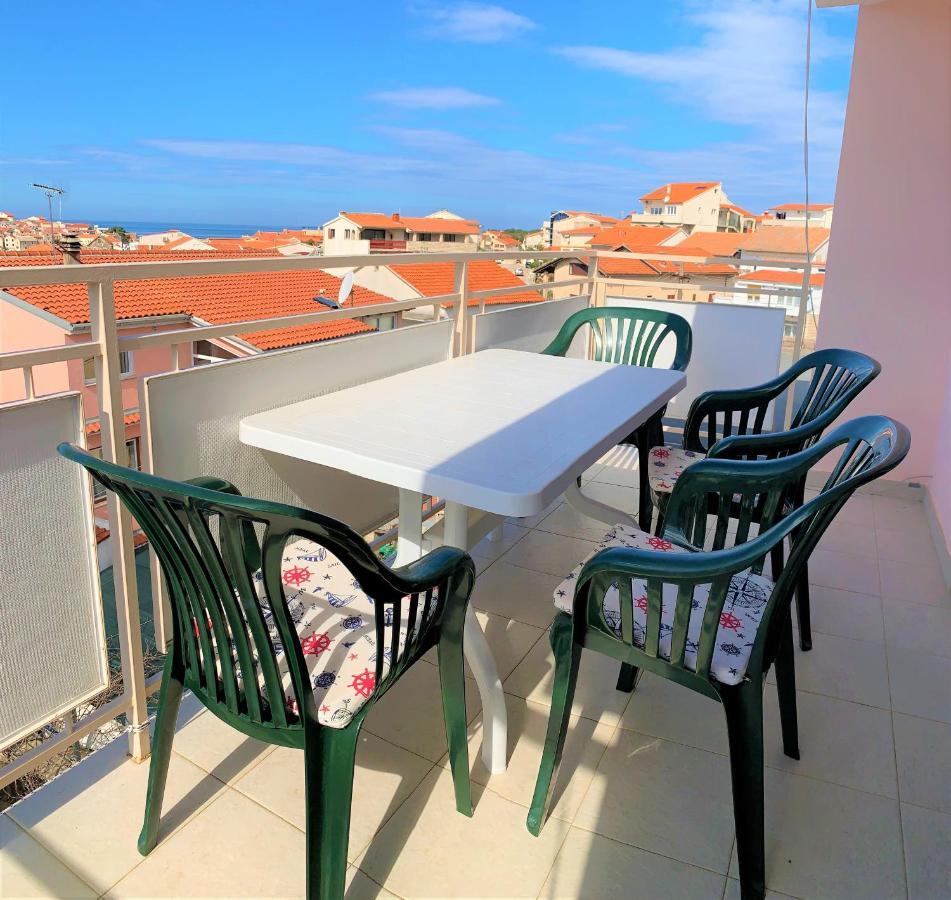Roko Apartment House Primošten Esterno foto