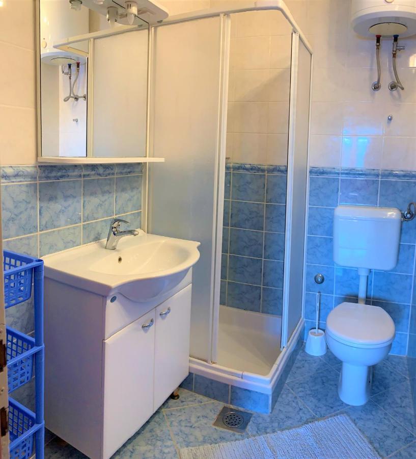Roko Apartment House Primošten Esterno foto