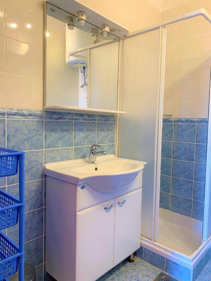 Roko Apartment House Primošten Esterno foto